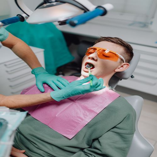 ما هي مزايا طب الأسنان التجميلي وما المقصود به؟